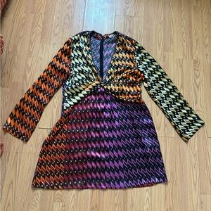 FINAL SALE Zara long sleeve abstract pattern dress